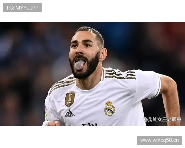 本泽马 vs 莱万：中锋战术角色与进攻效率差异