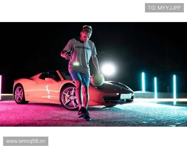 拉菲尼亚居然买了那种豪车，走路都带风的感觉有点嘚瑟耶