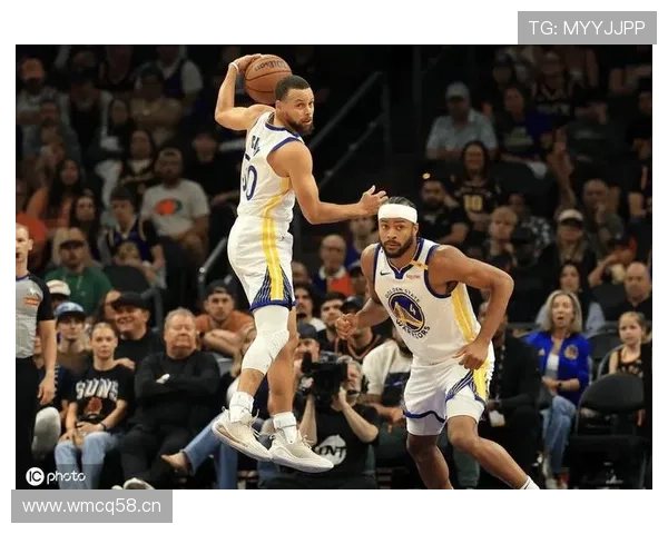 普尔无球跑动拉开空间，三分效率反超库里成勇士外线新引擎