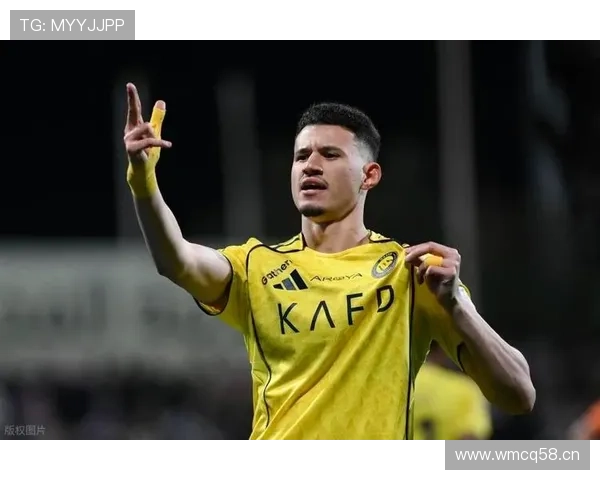 菲利克斯比赛里原地发呆，下场后手腕上一块表闪得那么土豪？