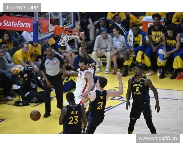 特伦特无球跑位对抗换防制造空位比上季更具三分威胁